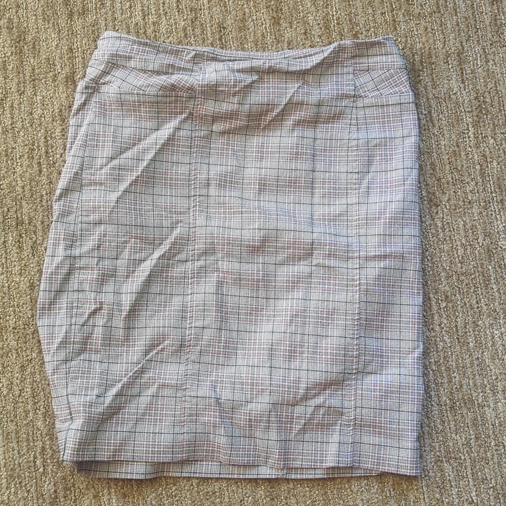 Tribal plaid skirt knee-length size 4